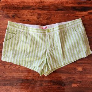 dear ab Green Striped Short Shorts Size 8